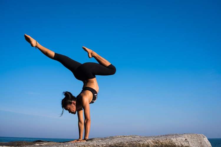 3 Person Yoga Poses – 9 Easy & Intermediate Yoga Postures For Beginners –  yogainyourpark.com